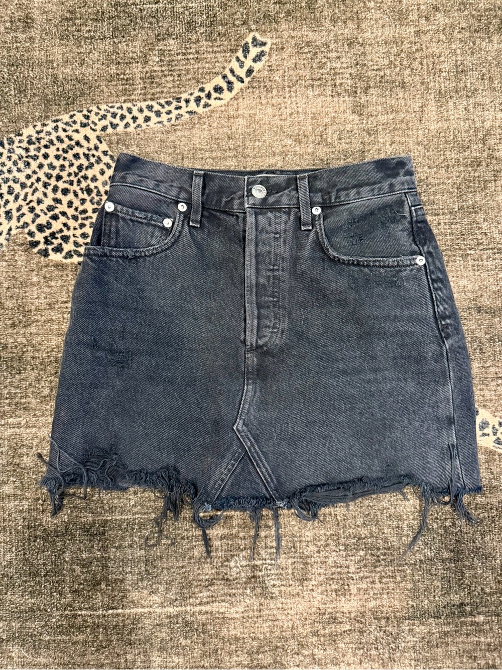 Agolde Denim Quinn Cotton Distressed Raw Edge Hem Black Rock Mini Skirt - 24 0/2
